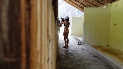 స్పానిష్ విశ్వవిద్యాలయ సహోద్యోగిపై గూఢచారి కెమెరా